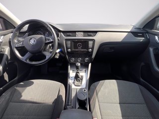 SKODA Octavia Wagon 1.6 tdi cr Executive 105cv dsg