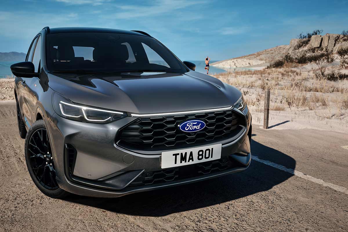 Kuga ST Line X Arriva Il Pacchetto Black 2