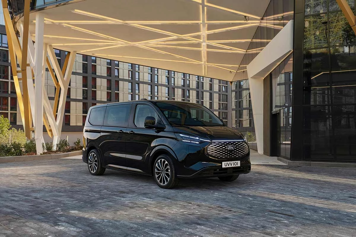 Tourneo Custom Ford 6