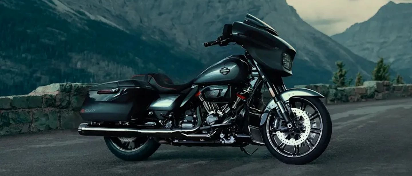 CVO Street Glide Slide (1)