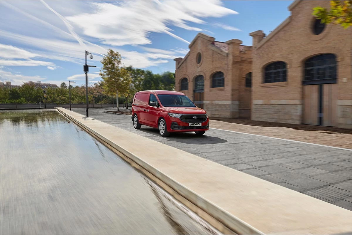 Nuovo Transit Connect Ford Pro 2