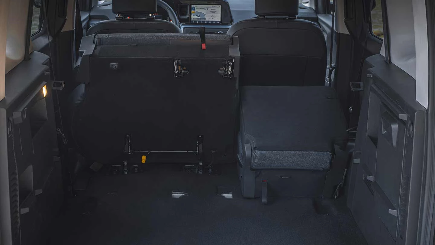 Tourneo Courier Ford Bagagliaio