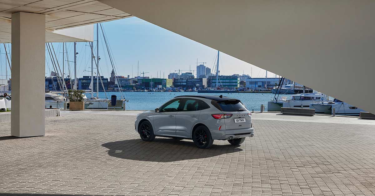 Suv Hybrid Kuga Graphite Tech Edition 2023