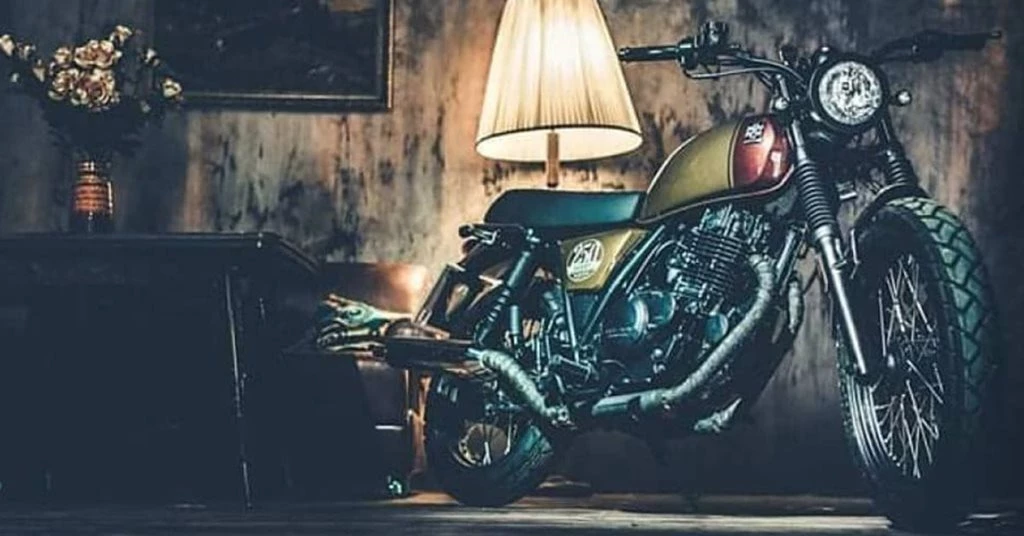 Brixton Cromwell 250 Moto 1