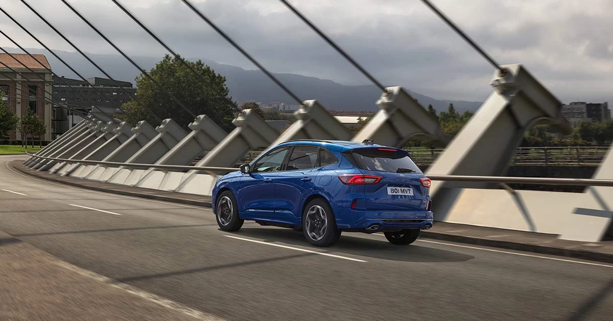 Nuova Ford Kuga Stline